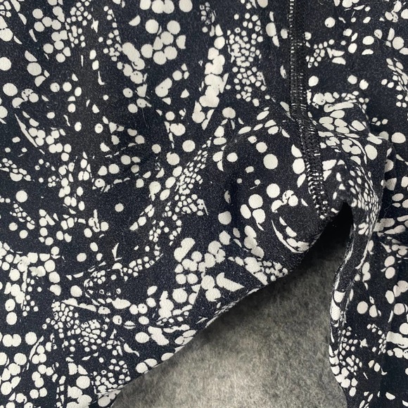 Lululemon Align Crop 4 Small Black High Rise Printed 21" Nulu Athletic Workout - Picture 13 of 13